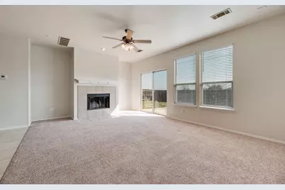 817 Kentucky Derby Lane, Fort Worth, TX 76179 - Photo 4