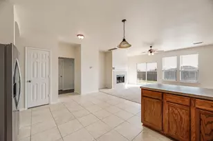 817 Kentucky Derby Ln, Fort Worth, TX 76179 - Photo 8