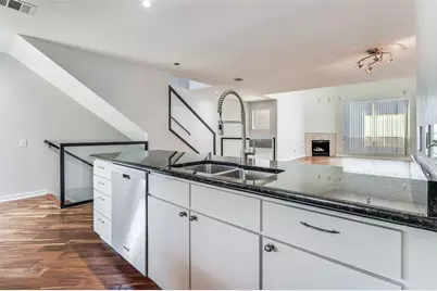 4213 Dickason Avenue #9, Dallas, TX 75219 - Photo 16