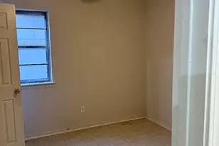 2246 Denmark St, Dallas, TX 75253 - Photo 6