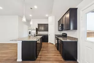 1421 Avalon Ct, Celina, TX 75009 - Photo 4