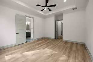 9703 Rosalie Ct, Granbury, TX 76049 - Photo 14