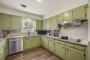 980 N Harbin Dr, Stephenville, TX 76401 - Photo 12