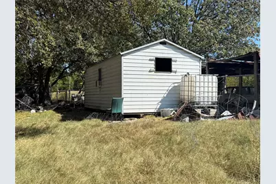 18081 Burden Ranch Dr, Farmersville, TX 75442 - Photo 12