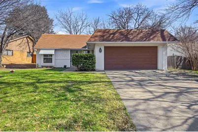 2879 Elsinor Drive, Fort Worth, TX 76116 - Photo 2