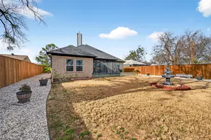 1314 S Grand Ave, Gainesville, TX 76240 - Photo 6