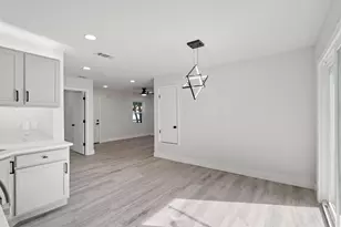 1604 Arbor, Arlington, TX 76010 - Photo 10