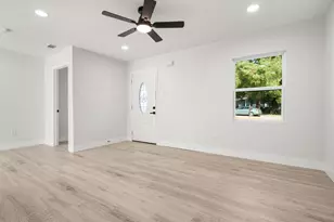 1604 Arbor, Arlington, TX 76010 - Photo 6