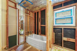 1051 Lynch Bend Rd, Springtown, TX 76082 - Photo 26