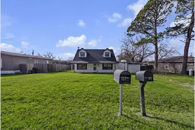 1512 Sheri Lane S, Pelican Bay, TX 76020 - Photo 2