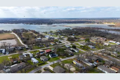 1512 Sheri Lane S, Pelican Bay, TX 76020 - Photo 32