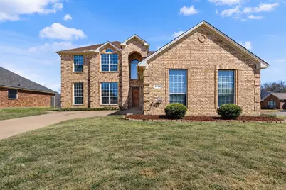 2708 Lake Country Drive, Grand Prairie, TX 75052 - Photo 2