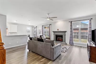 2708 Lake Country Drive, Grand Prairie, TX 75052 - Photo 8