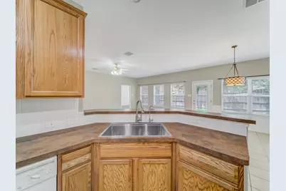 8162 Robertson Drive, Frisco, TX 75036 - Photo 10