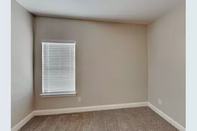 1002 Woodcrest Drive, Lancaster, TX 75134 - Photo 12