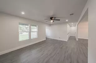 10455 Allegheny Dr, Dallas, TX 75229 - Photo 8