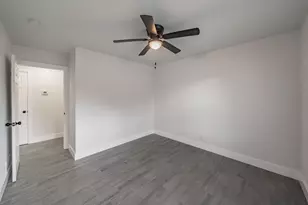 10455 Allegheny Dr, Dallas, TX 75229 - Photo 18