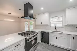 10455 Allegheny Dr, Dallas, TX 75229 - Photo 10