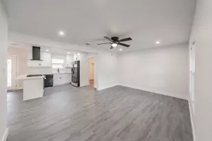 10455 Allegheny Dr, Dallas, TX 75229 - Photo 6