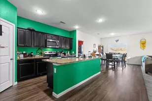 2360 Timber Creek Dr, Glenn Heights, TX 75154 - Photo 4