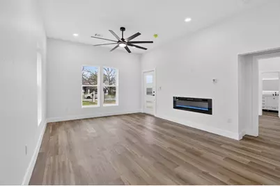 2307 Refugio Avenue, Fort Worth, TX 76164 - Photo 6