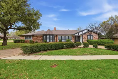 525 Candlewood Lane, Garland, TX 75041 - Photo 2