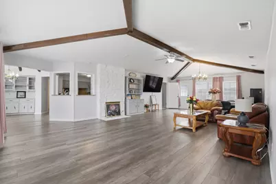 525 Candlewood Lane, Garland, TX 75041 - Photo 4