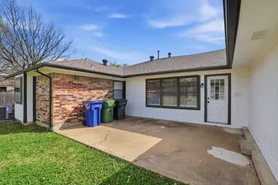 525 Candlewood Lane, Garland, TX 75041 - Photo 22