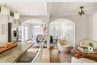 7014 Wake Forrest Drive, Dallas, TX 75214 - Photo 12