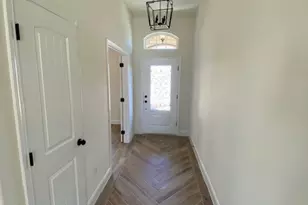 1042 Deer Is Ct, Azle, TX 76020 - Photo 4