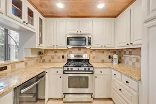 3411 W 6th St, Fort Worth, TX 76107 - Photo 14