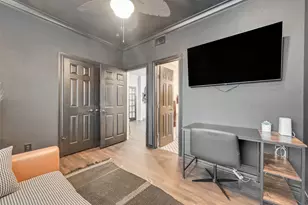 3411 W 6th St, Fort Worth, TX 76107 - Photo 18