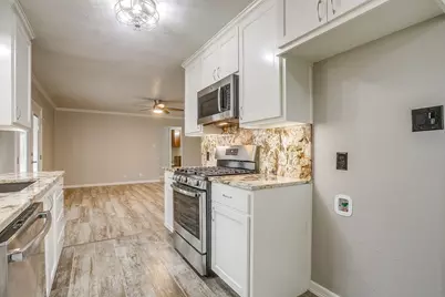 5917 Whispering Lane, Watauga, TX 76148 - Photo 14