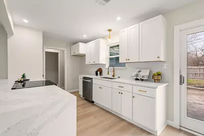 2418 Monett Drive, Sherman, TX 75092 - Photo 8