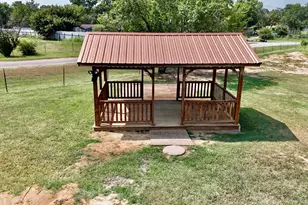 934 Tiffany St, Reno, TX 76020 - Photo 16