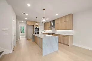 1352 Cherry Hls Ln, Irving, TX 75038 - Photo 4
