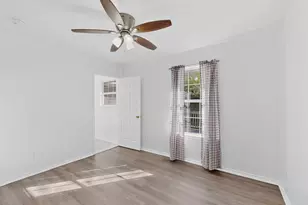 604 S Maxey St, Sherman, TX 75090 - Photo 16