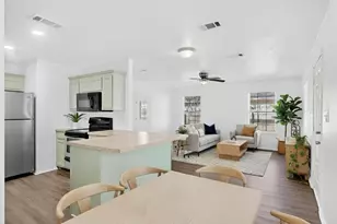 604 S Maxey St, Sherman, TX 75090 - Photo 2