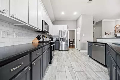 1612 Lake Eden Drive, Euless, TX 76039 - Photo 6