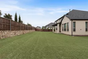 7108 Woodside Dr, Argyle, TX 76226 - Photo 38