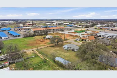 609 E Broadway Street, Stephenville, TX 76401 - Photo 10