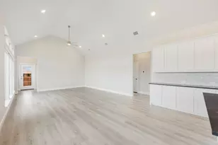 1005 River Oaks Dr, Godley, TX 76044 - Photo 12