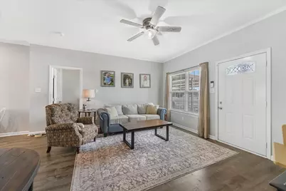 102 E Willow Street, Sanger, TX 76266 - Photo 4