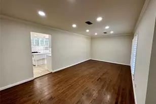 3848 Shorecrest Dr, Dallas, TX 75209 - Photo 8