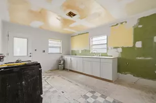 901 Sycamore St, Abilene, TX 79602 - Photo 12