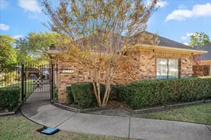 3119 Bonham St, Greenville, TX 75402 - Photo 2