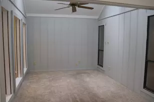 3119 Bonham St, Greenville, TX 75402 - Photo 10