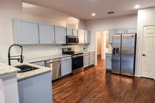 1305 Pine Ridge Rd, Roanoke, TX 76262 - Photo 4