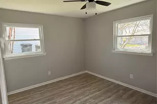 7221 Van Natta Ln, Fort Worth, TX 76112 - Photo 4