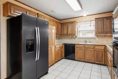 2528 Willowdale Drive, Carrollton, TX 75006 - Photo 12